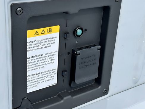 New 2025 Ford F150 Lariat w/ Equipment Group 501A Mid image 24