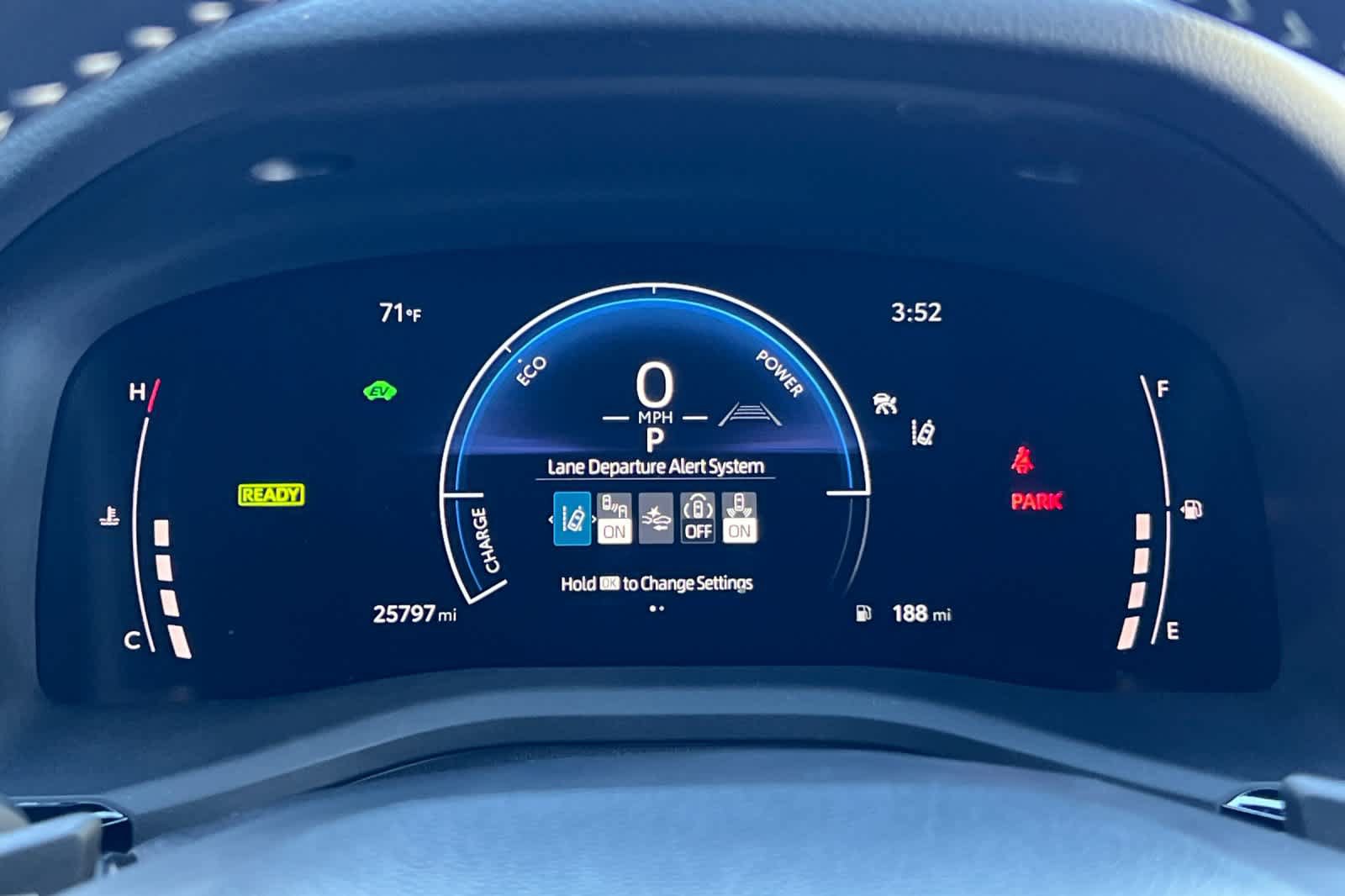 Certified 2025 Toyota Camry SE FWD image 27