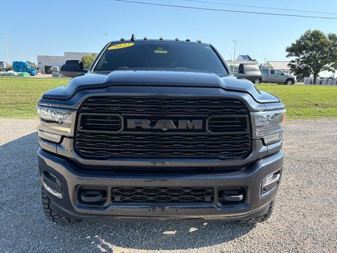 Used 2022 RAM 2500 Limited AWD/4WD image 2
