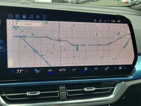 Used 2026 Chevrolet Equinox EV LT image 8