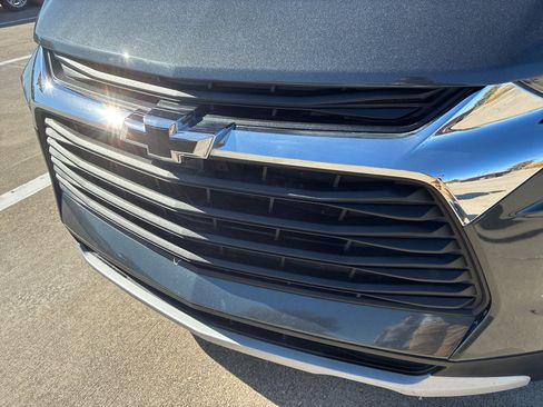 Used 2020 Chevrolet Blazer LT image 12