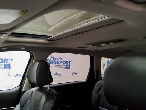 Used 2025 Kia Telluride S image 37