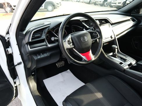 Used 2020 Honda Civic Sport image 3