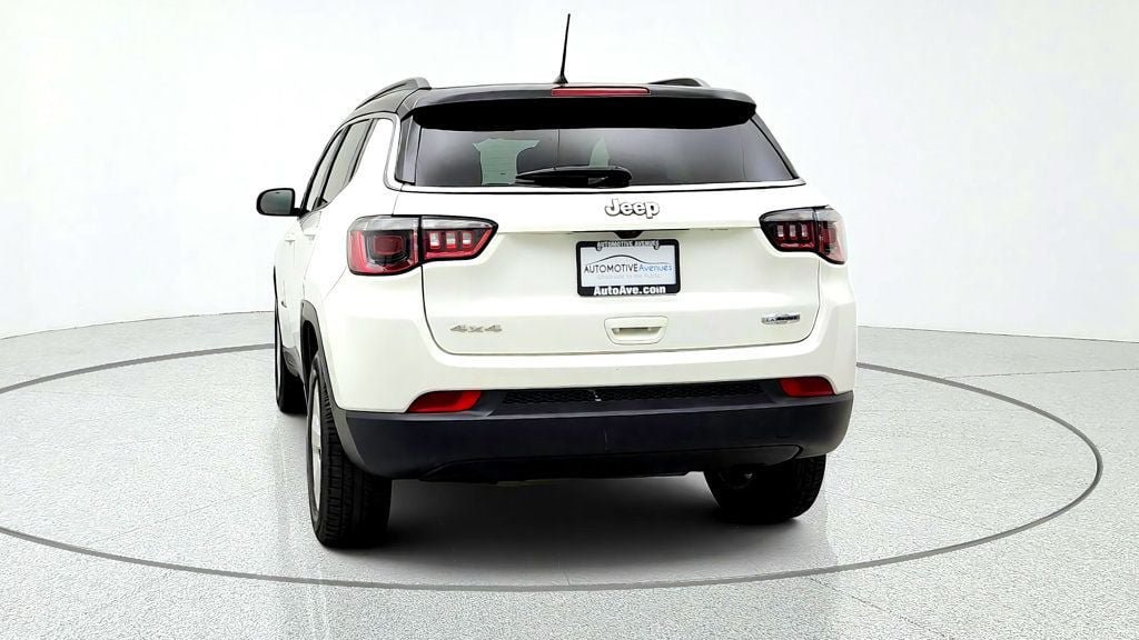 Used 2018 Jeep Compass Latitude AWD/4WD image 6