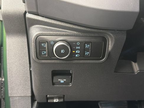 Used 2025 Ford Bronco Outer Banks AWD/4WD image 29