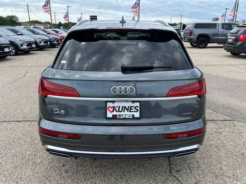 Used 2023 Audi Q5 2.0T Premium w/ Convenience Package AWD/4WD image 9
