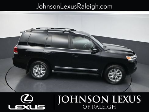 Used 2016 Toyota Land Cruiser AWD/4WD image 29