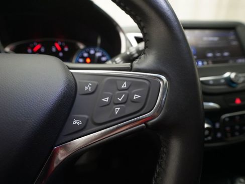 Used 2020 Chevrolet Equinox LT w/ Sport Edition AWD/4WD image 19