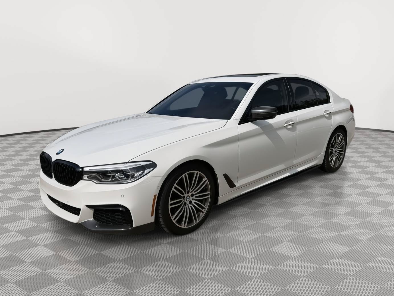 Used 2018 BMW M550i xDrive AWD/4WD image 3