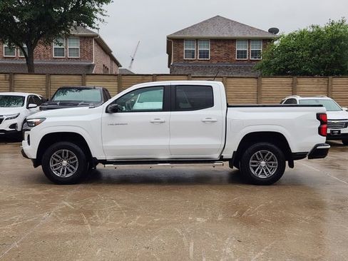 Used 2024 Chevrolet Colorado LT w/ LT Convenience Package III RWD image 12