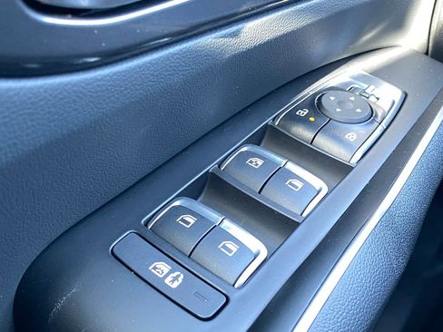 New 2026 Kia Sorento LX FWD image 12