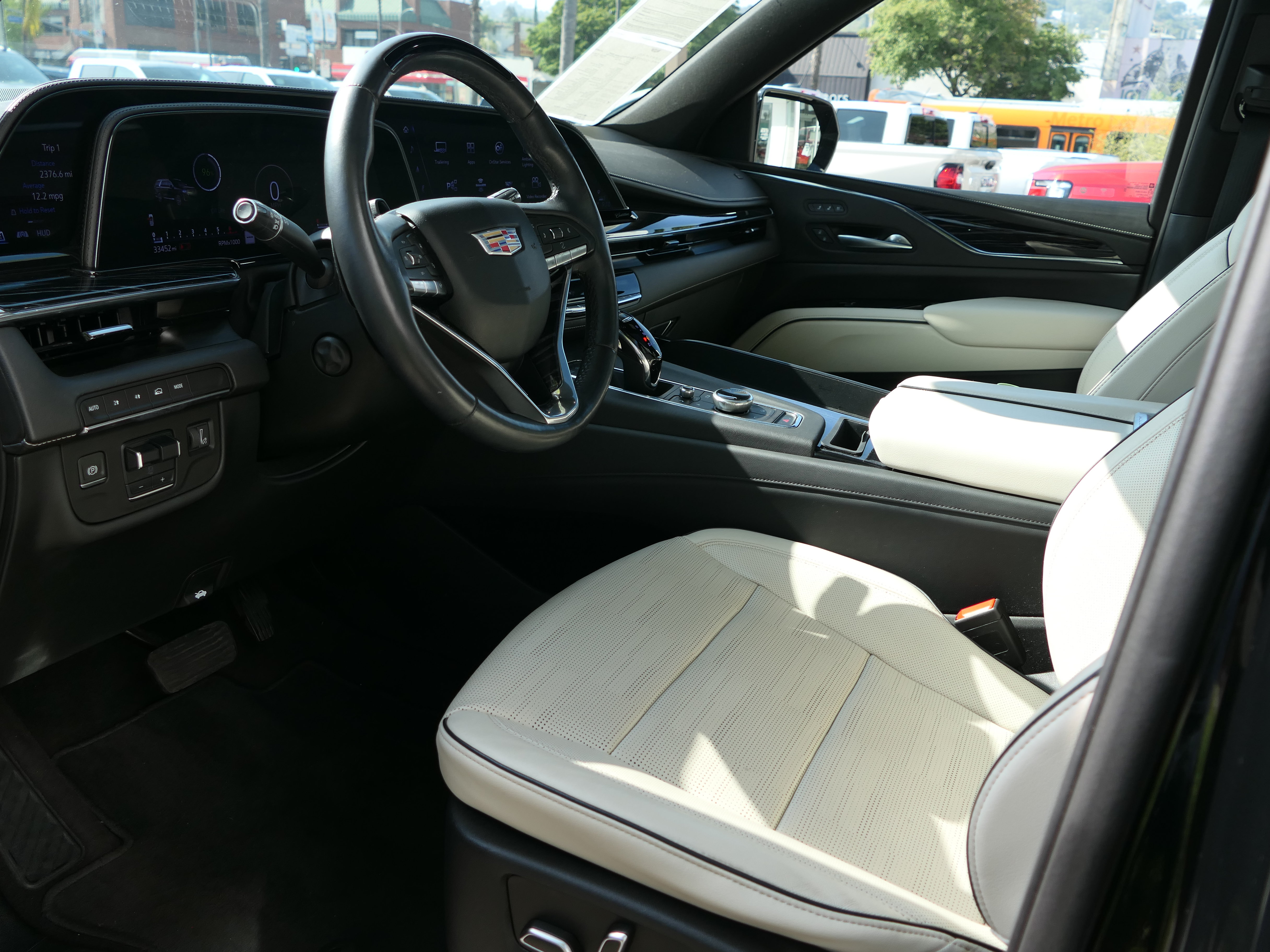 Certified 2023 Cadillac Escalade Sport AWD/4WD image 13