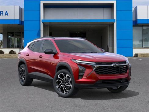 New 2026 Chevrolet Trax RS w/ Sunroof Package image 7