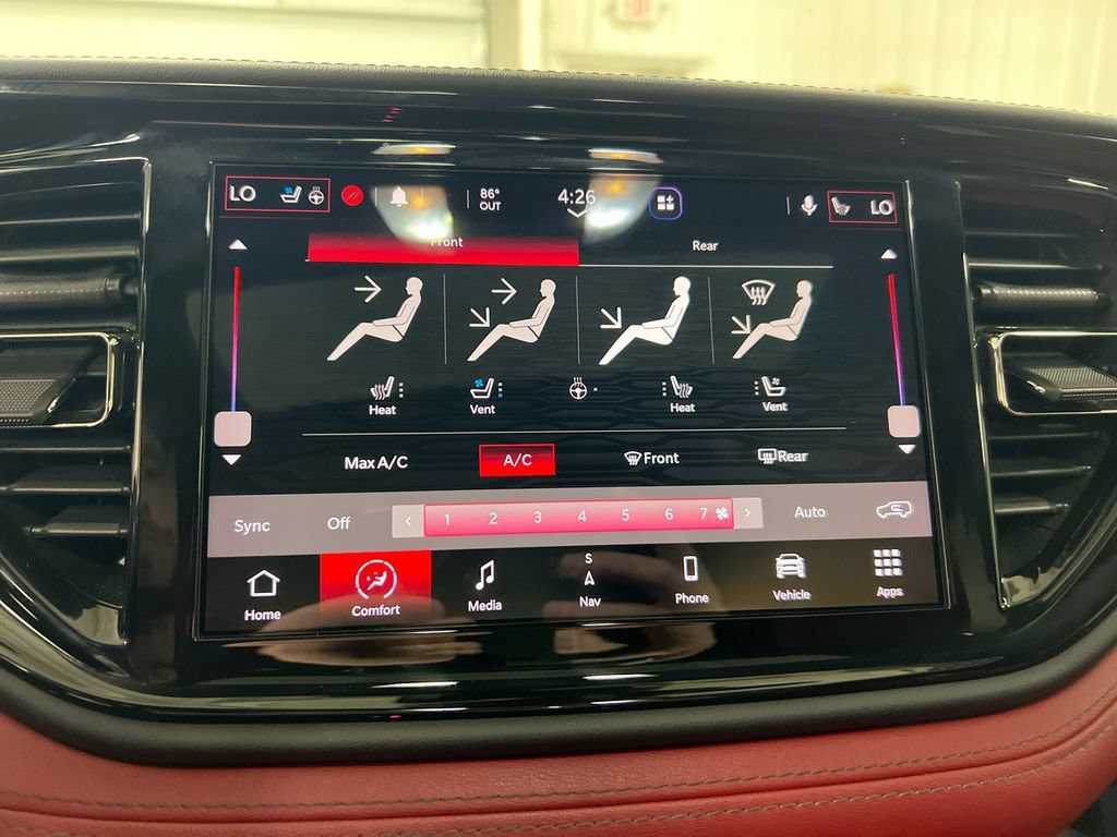 Used 2022 Dodge Durango R/T w/ Tow 'N Go Package AWD/4WD image 17