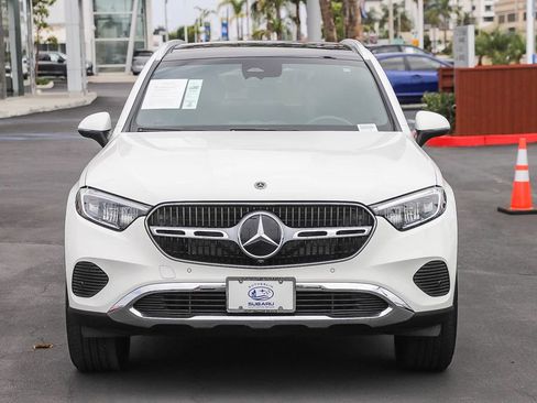 Used 2024 Mercedes-Benz GLC 300 image 2