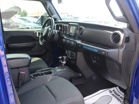 Used 2019 Jeep Wrangler Unlimited Sport S AWD/4WD image 26
