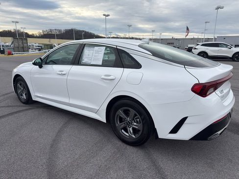 Used 2023 Kia K5 LXS image 3