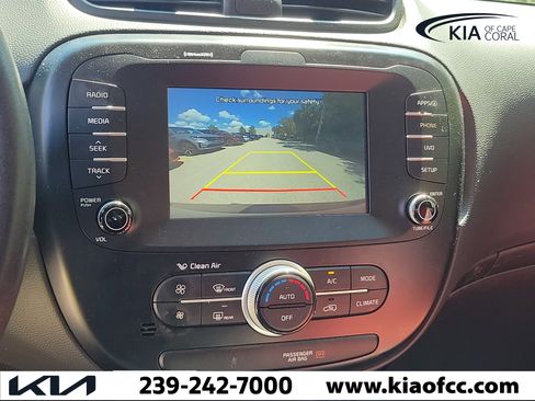 Used 2018 Kia Soul w/ Convenience Package FWD image 25