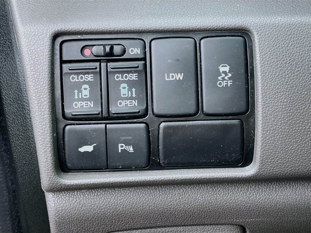 Used 2016 Honda Odyssey Touring image 20