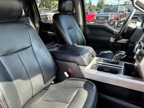 Used 2018 Ford F150 Lariat w/ Equipment Group 502A Luxury AWD/4WD image 22