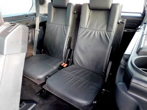 Used 2016 Land Rover LR4 HSE LUX image 17