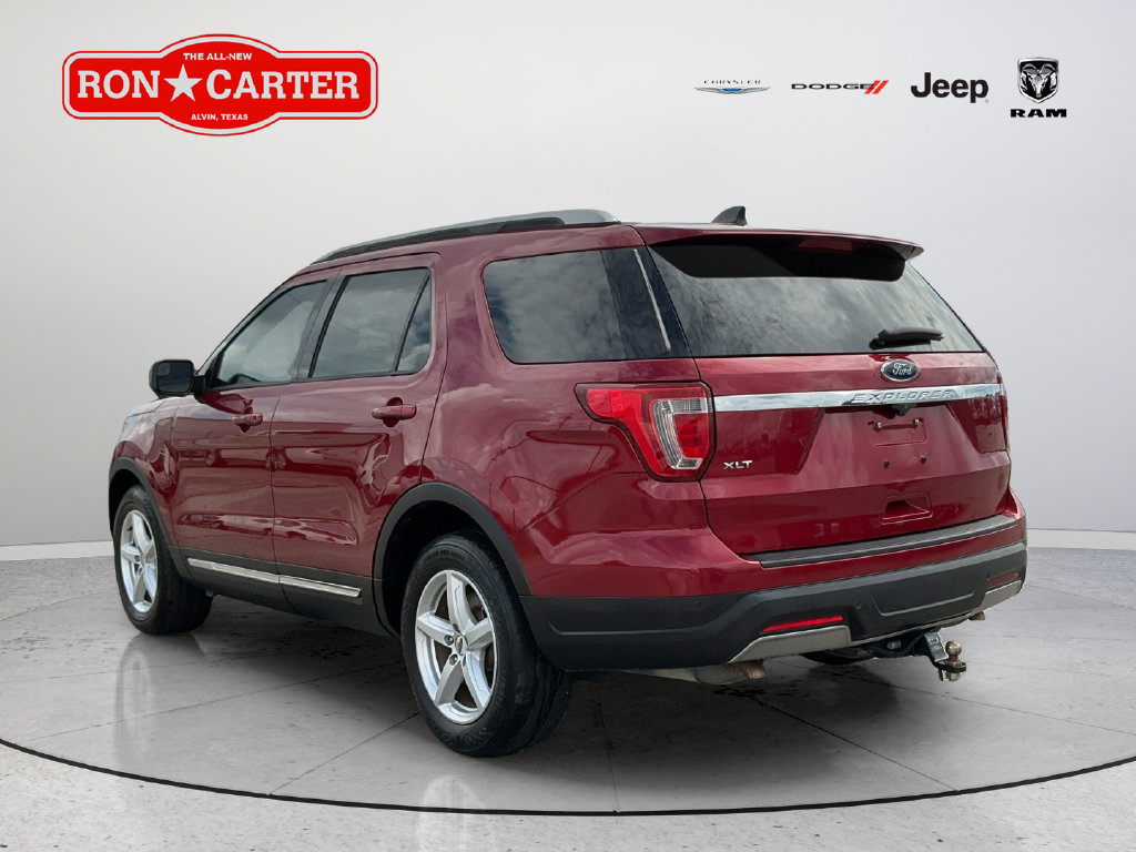 Used 2019 Ford Explorer XLT FWD image 4