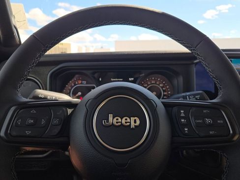New 2026 Jeep Gladiator Willys AWD/4WD image 28