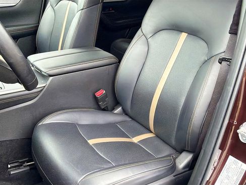 Used 2024 MAZDA CX-90 Plug-In Hybrid w/ Premium Plus AWD/4WD image 22