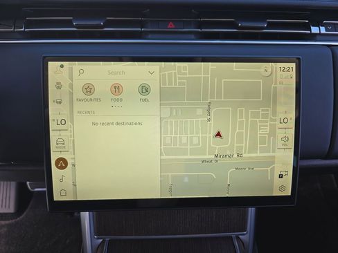 New 2026 Land Rover Range Rover SE image 23