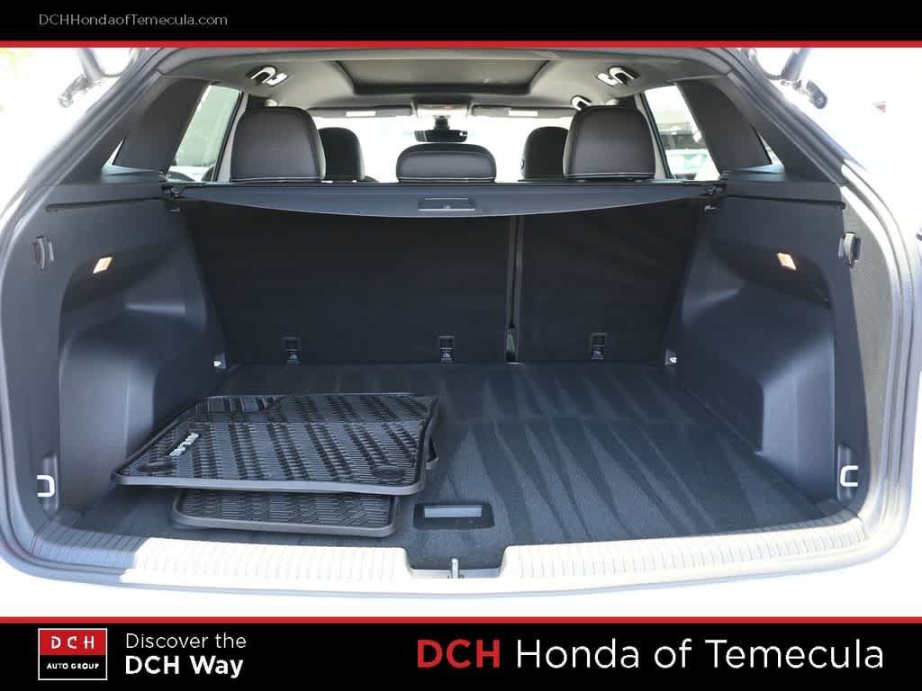 Used 2023 Volkswagen Atlas Cross Sport SEL R-Line AWD/4WD image 22