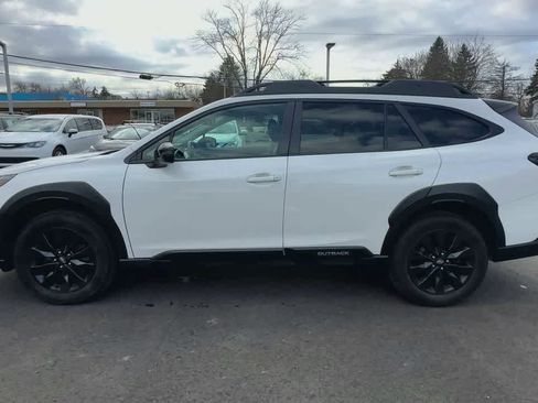 Used 2023 Subaru Outback Onyx Edition image 5
