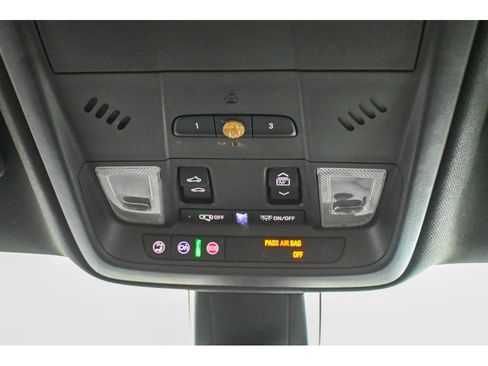 Used 2018 Cadillac XT5 Luxury w/ Driver Awareness Package FWD image 48