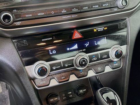 Used 2020 Hyundai Elantra SEL w/ Cargo Package (C1) FWD image 13