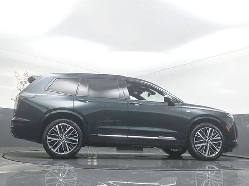 Used 2024 Cadillac XT6 Sport w/ Technology Package AWD/4WD image 58