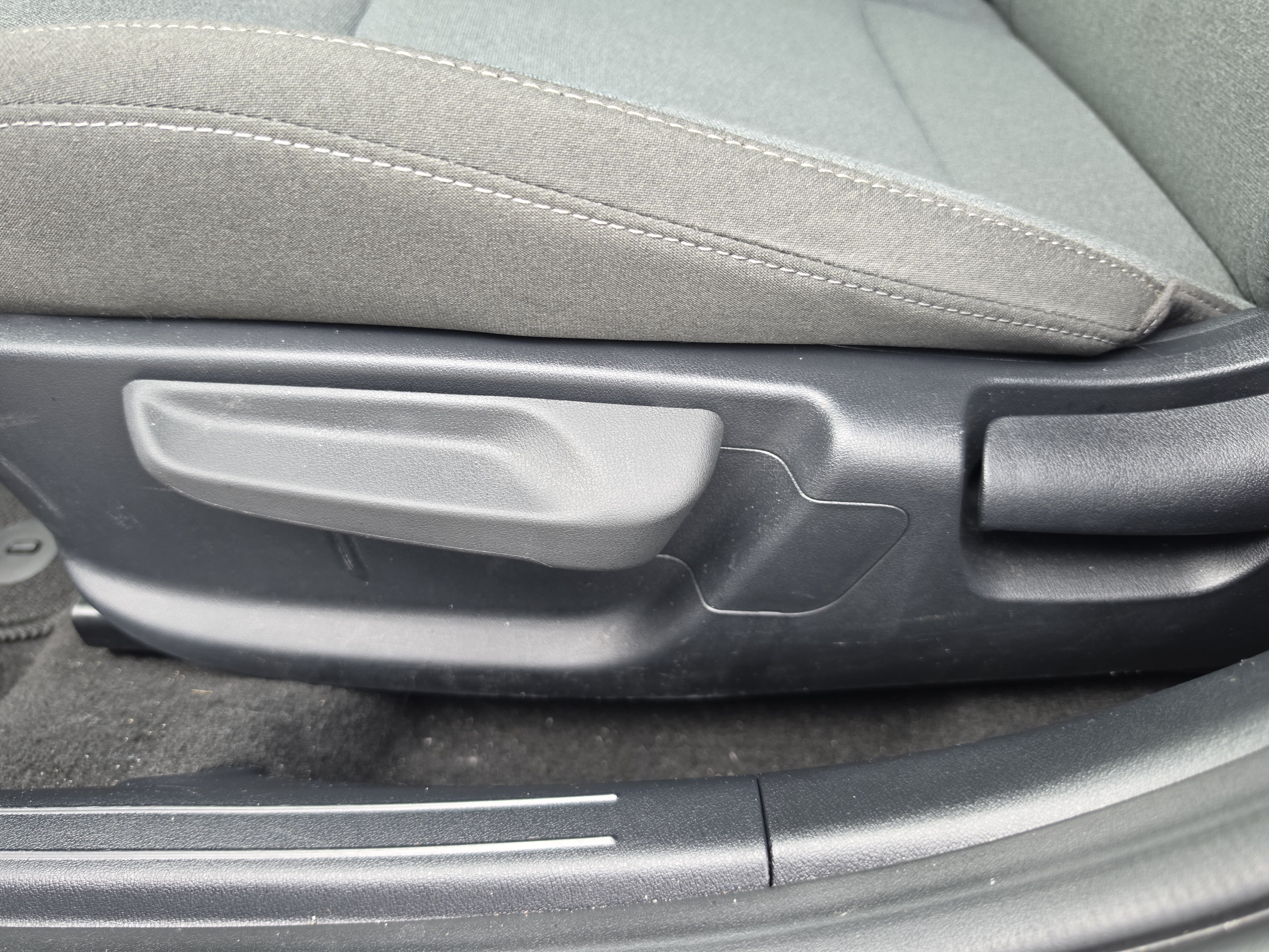 Used 2025 Kia K4 FWD image 6