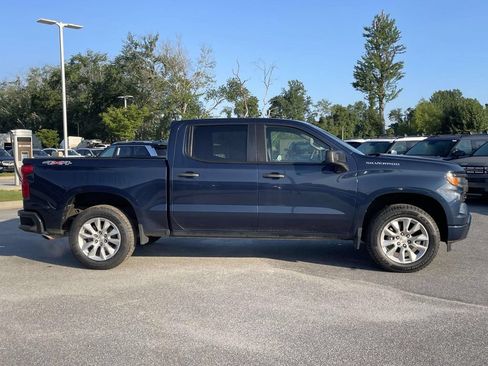 Used 2022 Chevrolet Silverado 1500 Custom AWD/4WD image 28