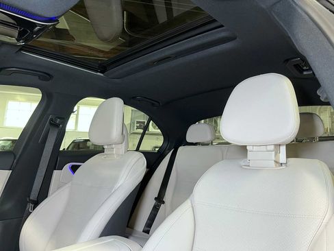 New 2025 Mercedes-Benz C 300 4MATIC Sedan image 20