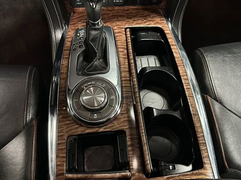 Used 2019 Nissan Armada SL w/ Premium Package image 32