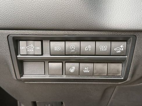 Used 2023 Toyota Tundra Limited w/ TRD Off-Road Package image 23