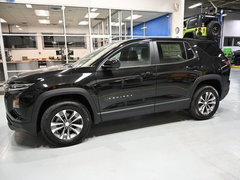 New 2026 Chevrolet Equinox LT w/ Convenience Package II image 7