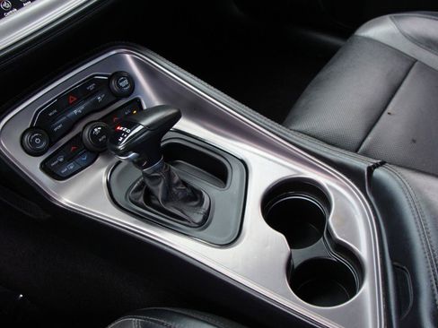 Used 2023 Dodge Challenger SXT w/ Plus Package RWD image 29