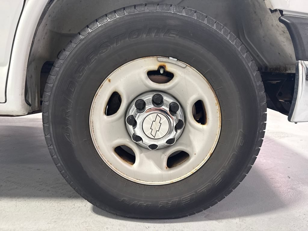 Used 2016 Chevrolet Express 2500 LT w/ LT Preferred Equipment Group RWD image 39