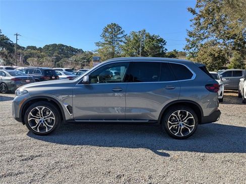 New 2026 BMW X5 xDrive40i w/ Climate Comfort Package image 8