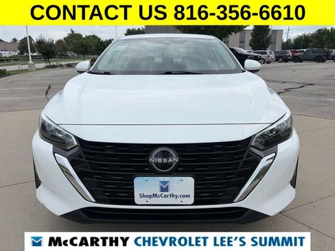 Used 2025 Nissan Sentra SV FWD image 3