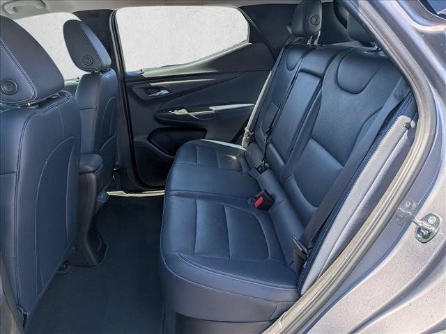 Used 2023 Chevrolet Bolt EUV Premier FWD image 17