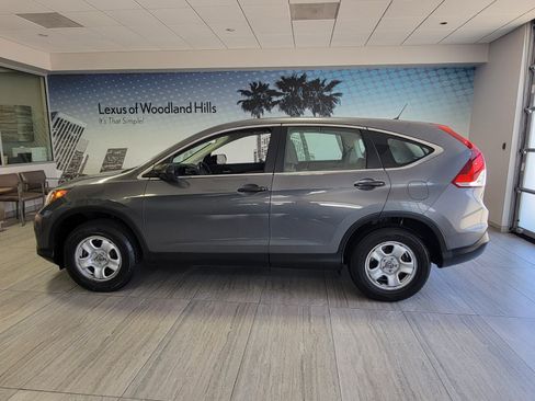 Used 2013 Honda CR-V LX image 2