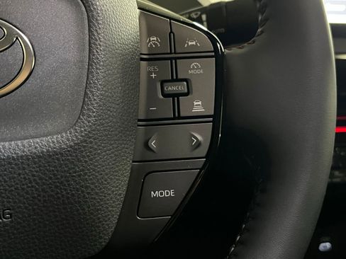 New 2026 Toyota Prius Plug-In Hybrid FWD image 30