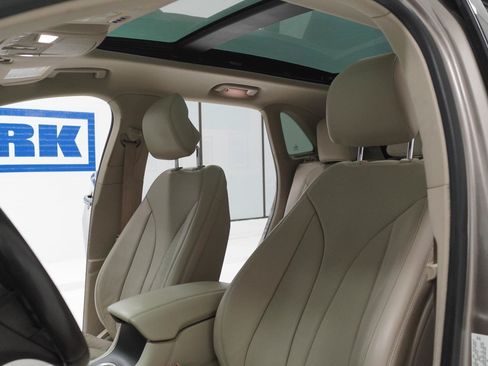 Used 2019 Lincoln MKC Reserve w/ MKC Technology Package FWD image 6