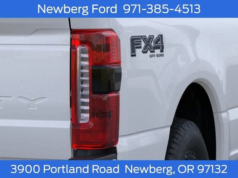 New 2026 Ford F250 Lariat w/ Black Appearance Package AWD/4WD image 21
