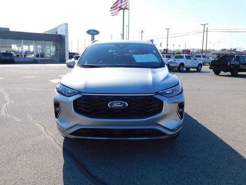 Used 2023 Ford Escape ST-Line Elite AWD/4WD image 8